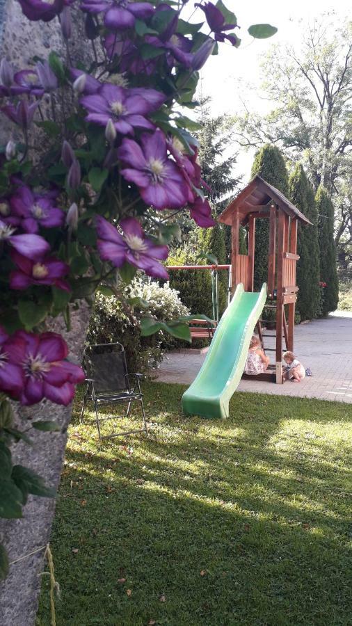 Pokoje Goscinne Pod Jaworem - Obok Pieknego Szlaku Wzdluz Rzeki Bialka, 1Km Do Stokow Kotelnica Bialka Tatrzanska Exterior foto
